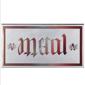 KAT VON D Metal Matte Mini Eyeshadow Palette